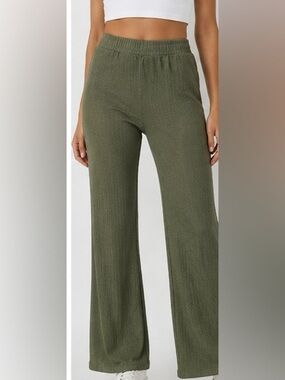 GAP Olive Green Crinkled Wide-Leg Pants